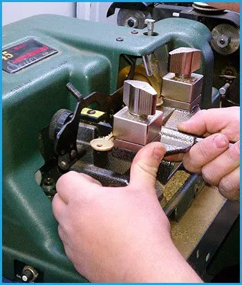 Lock Locksmith Services Burtonsville, MD 301-944-6624 - 18-key-making